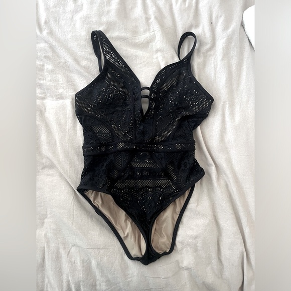 BECCA by Rebecca Virtue Color Play One Piece Plunge - Picture 1 of 3